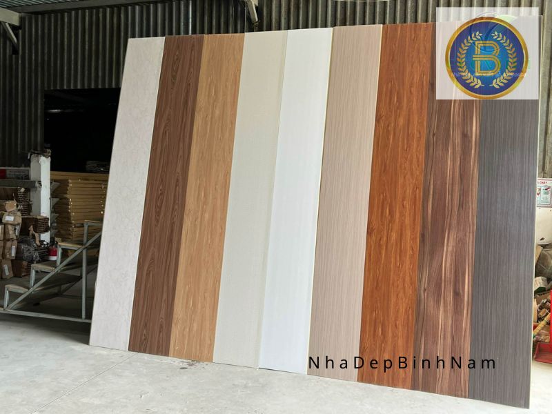 Tấm ốp nhựa giả gõ