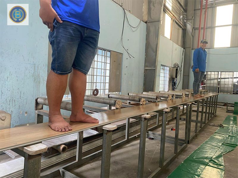 Test độ chịu tải trọng của Sàn Chịu Lực Test độ chịu tải trọng của Sàn Chịu Lực